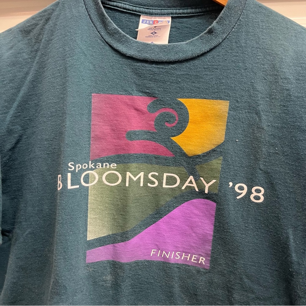 Vintage 98 Bloomsday Finisher Tee on Jerzees Blank (L) (Made in USA 🇺🇸)